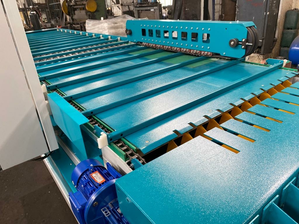 Станок торцовочно-шипорезный 2-х сторонний проходного типа ТШП-100.2