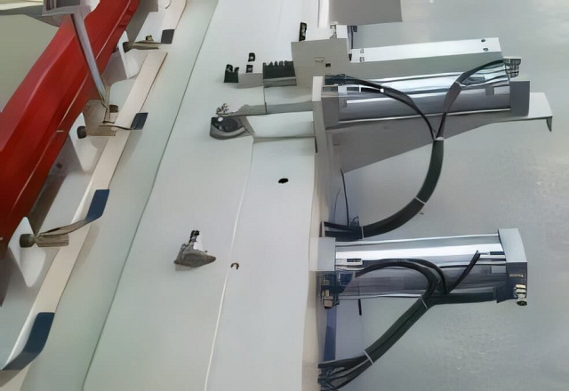 Автоматические прессы для сращивания по длине Beaver. Серия PSK 3100А (6000A) PSK 9000А