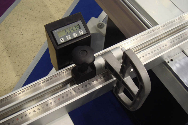 Форматно-раскроечный станок Nanxing MJK1132F1