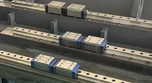 Токарный станок с наклонной станиной KTH 60/600