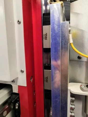 Фрезерный станок с ЧПУ Beaver 30AVLT8