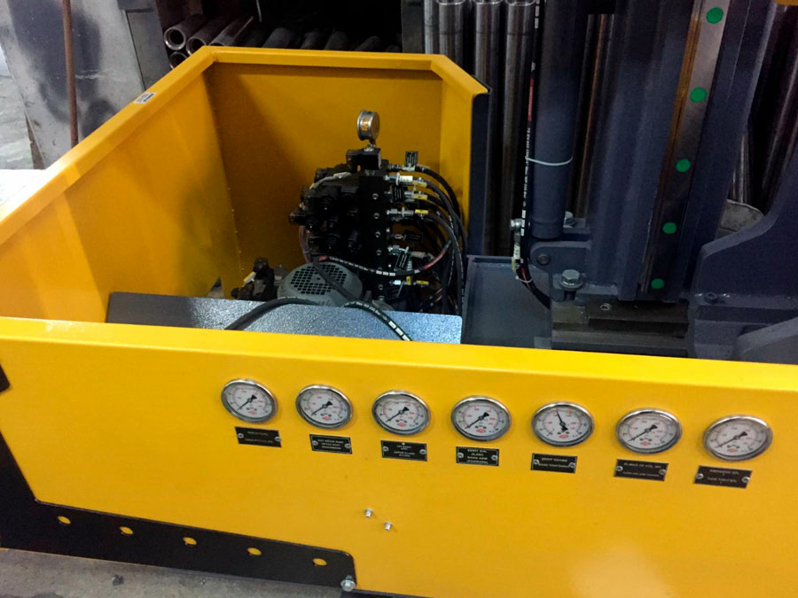 Полуавтоматический ленточнопильный станок Kesmak KLY PK 550