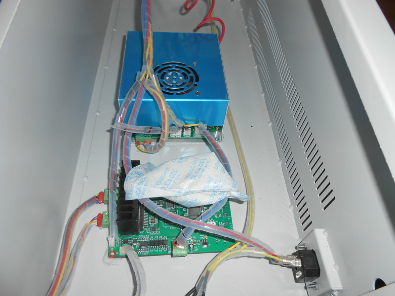 Лазерно-гравировальный станок с чпу WoodTec LaserStream WL 4040