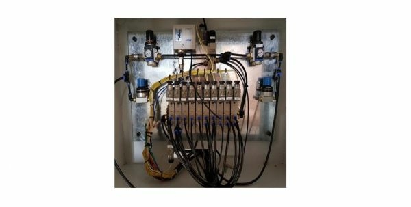 Автоматический сверлильно-пазовальный обрабатывающий центр с ЧПУ Yuetong MDK 4120Q5