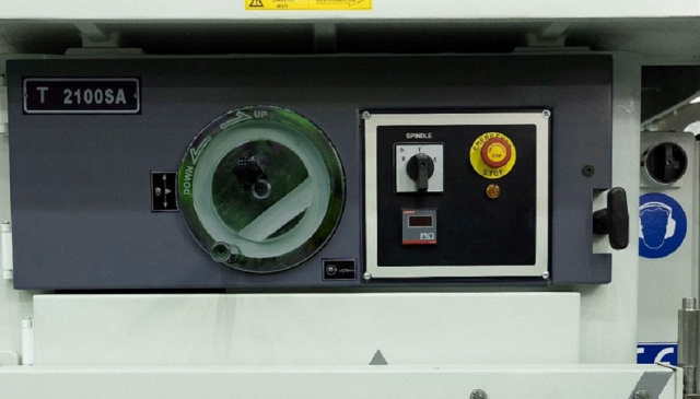 Фрезерный станок со сменным шпинделем ALBA T2000