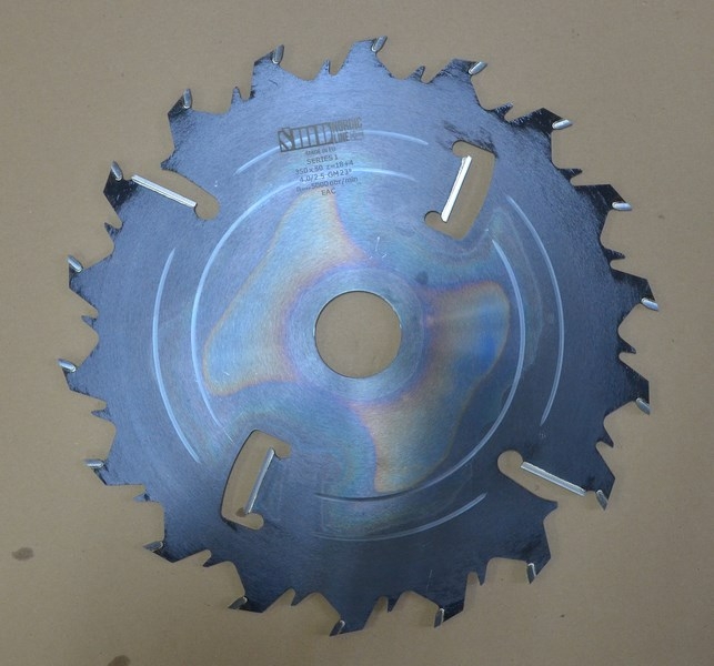 Пила дисковая  300 x 50 x 3,8/2,5 Z = 18 + 4 PI-130 SMD Series 1