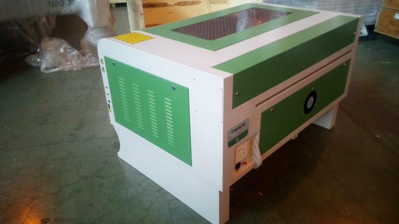 Лазерно-гравировальный станок с чпу WoodTec WL 9060 M2 100W ECO