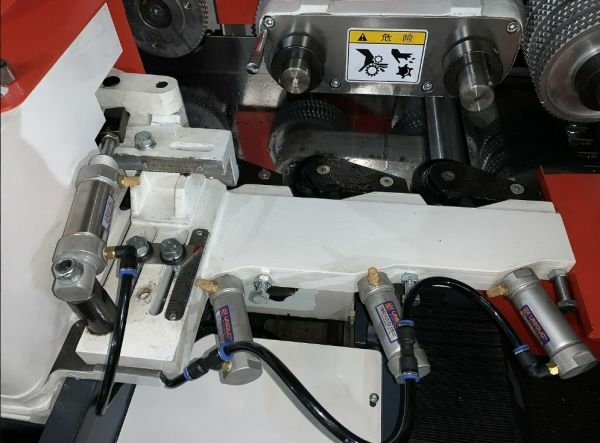 Четырехсторонние станки JANGJA серии EM