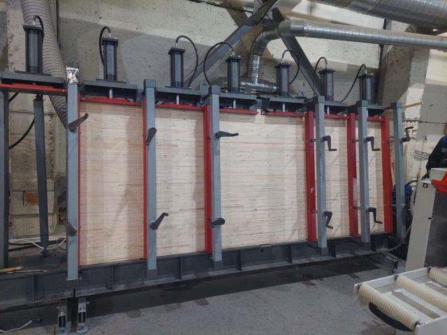 Прессы гидравлические для бруса IRONMAC Press 150/HM