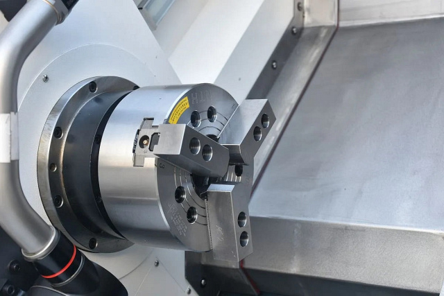 Токарный центр с наклонной станиной 45/750S