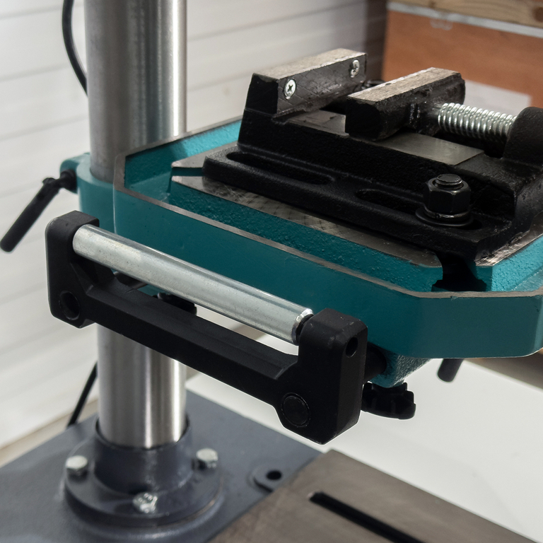 Сверлильный станок AURA CM-0116V/220 (10011610)