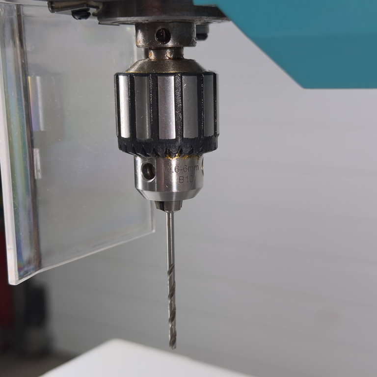 Настольный сверлильный станок AURA CM-6V (10050610)