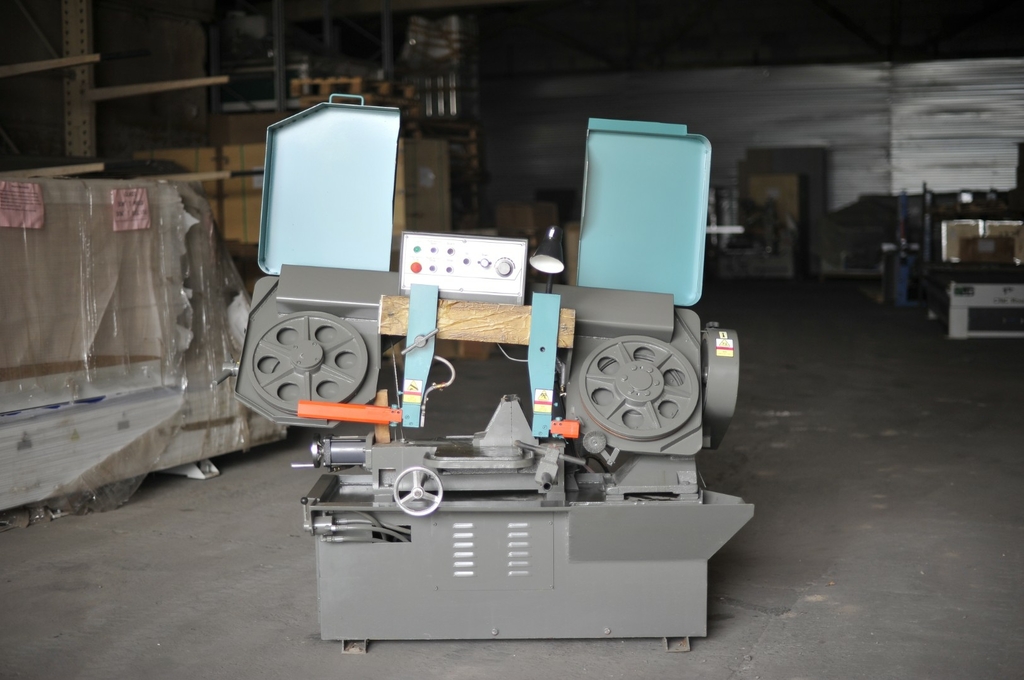 Ленточнопильный станок по металлу Ltt GB 4028