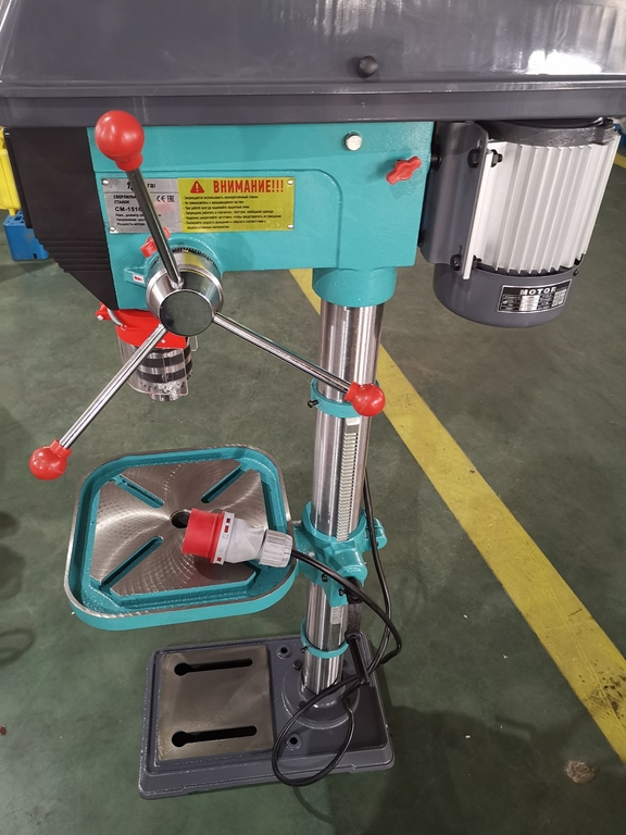 Сверлильный станок AURA CM-1516/380 (10151630)