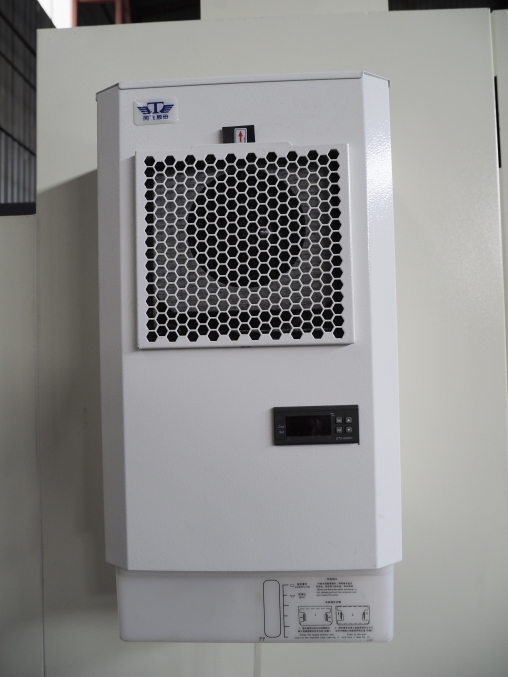 Фрезерный станок 4-х осевой MetalCraft VMC1160 с ЧПУ Siemens 828D (VMC1160.S.15/18.10.20.4)