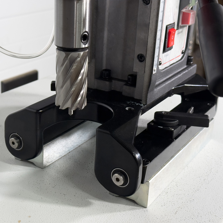 Магнитный сверлильный станок для труб AURA MCM-55T (10705511)