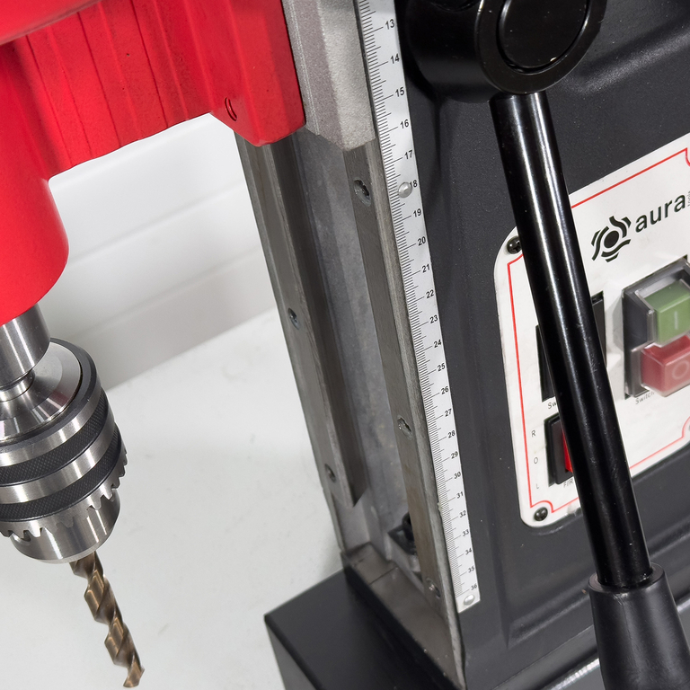 Магнитный сверлильный станок AURA MCM-100R (10710010)