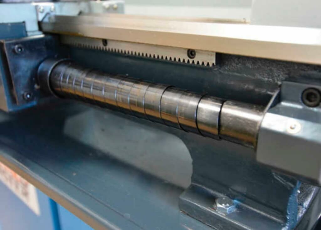 Токарно-винторезный станок Metal Master MML 2140V