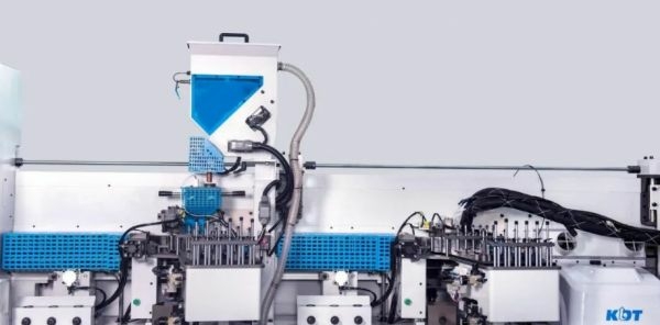 Автоматический кромкооблицовочный станок KDT KE-526G