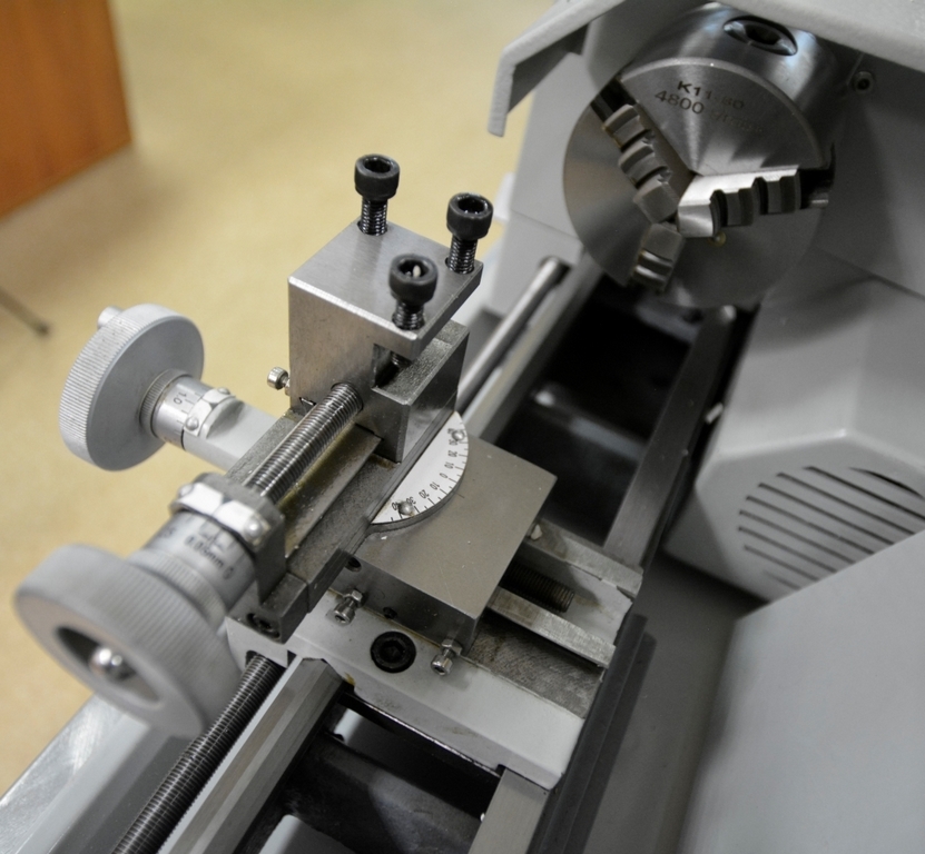 Настольный токарный станок Metal Master MML 1425 V (140X250V)