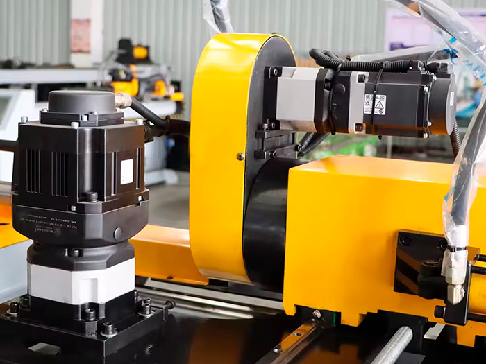 Автоматический трубогибочный станок с ЧПУ DW75CNC