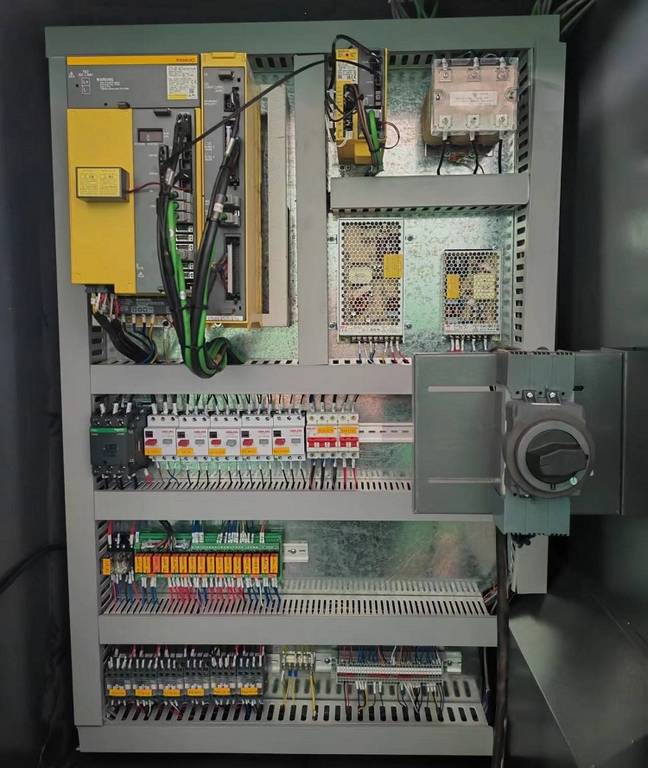 Вертикальный обрабатывающий центр с ЧПУ MetalTec TOPMILL 1360F (4-ось)