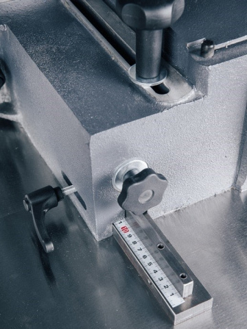 Фрезерный станок с наклонным и сменным шпинделем OSTERMANN Т 1003