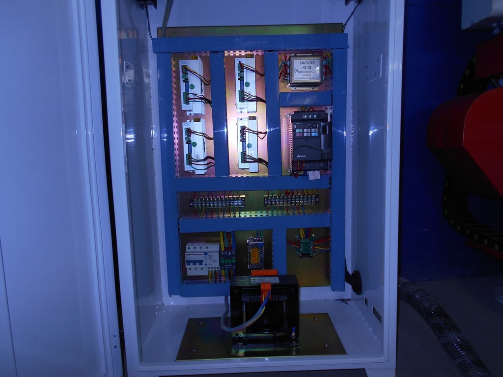 Фрезерный станок с чпу LTT-1313