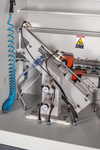 Автоматический кромкооблицовочный станок EcoWood Evolution 4