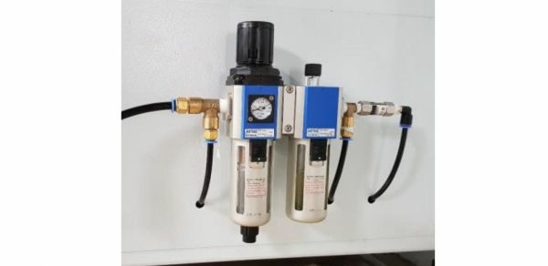 Форматно-обрезной обрабатывающий центр с ЧПУ Yuetong MJK6424C