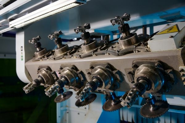 Четрырёхосевой обрабатывающий центр Changfeng CF SC4x4