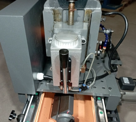 Автоматический заточной станок для ножей ISM-256