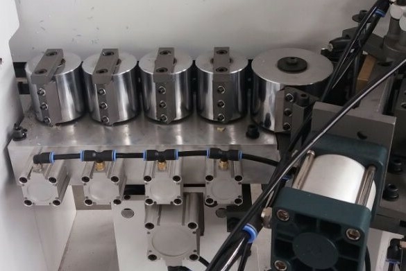 Автоматический кромкооблицовочный станок KDT KE-496GH