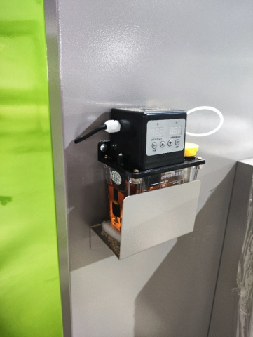 Автоматический торцовочный станок с поворотом пилы EcoWood AT700-R