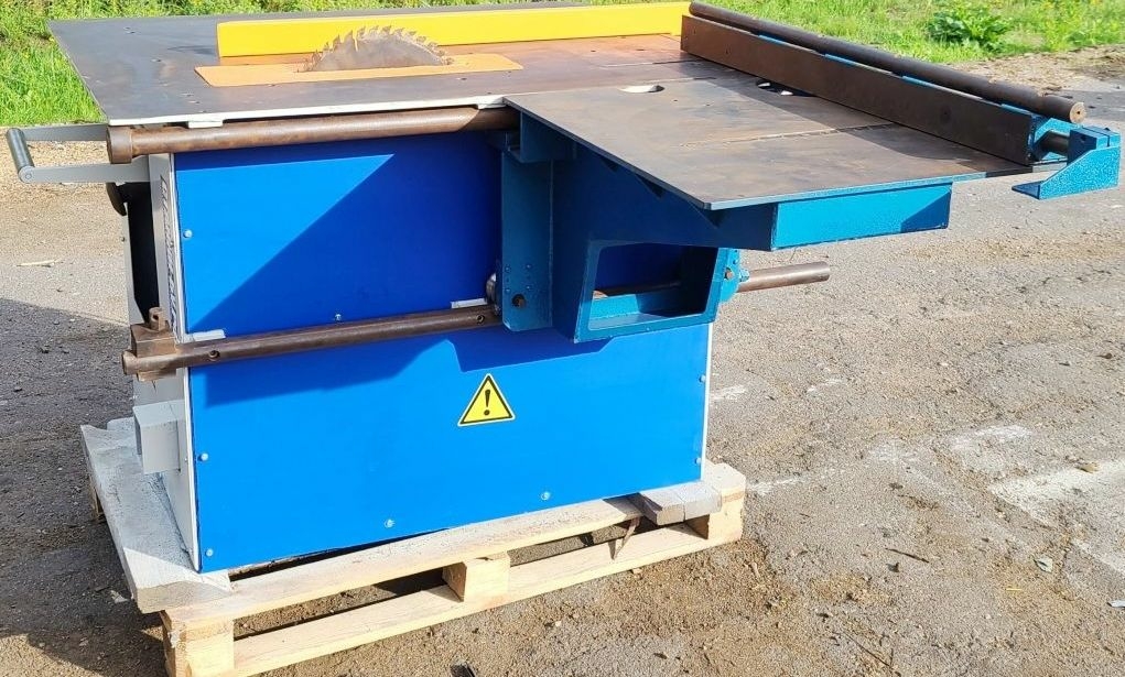 Круглопильный станок Германия, с торцовочной кареткой