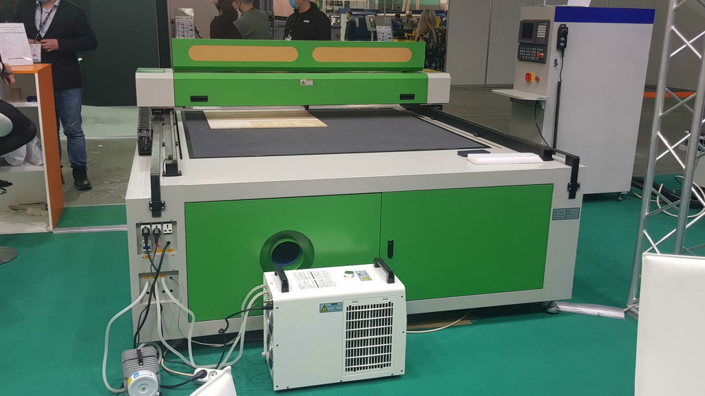 Станок лазерно-гравировальный с чпу LTT-Z1616