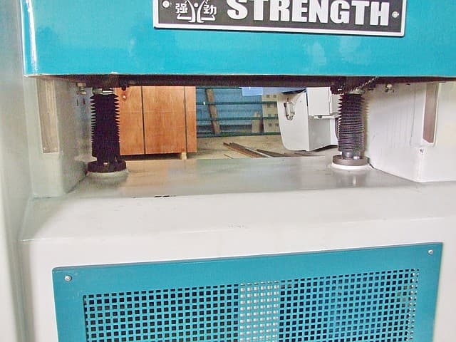 Рейсмусовый станок LTT MB106J