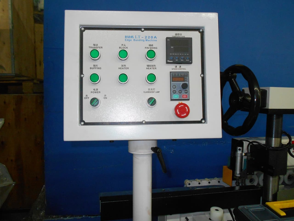 Автоматический кромкооблицовочный станок LTT-220A