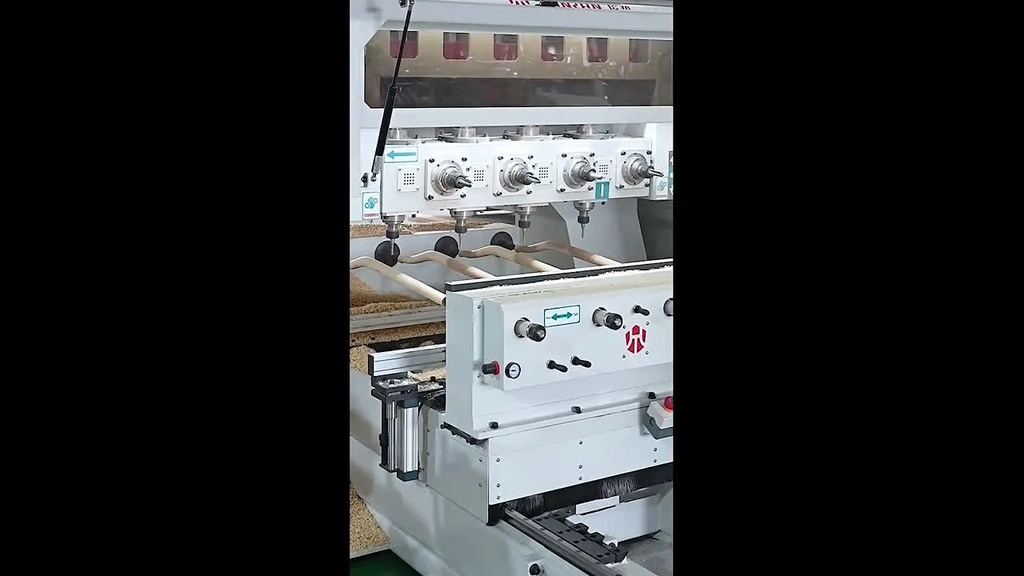 Пятиосевой обрабатывающий центр с ЧПУ JUNRAN JR-1218-4x12T