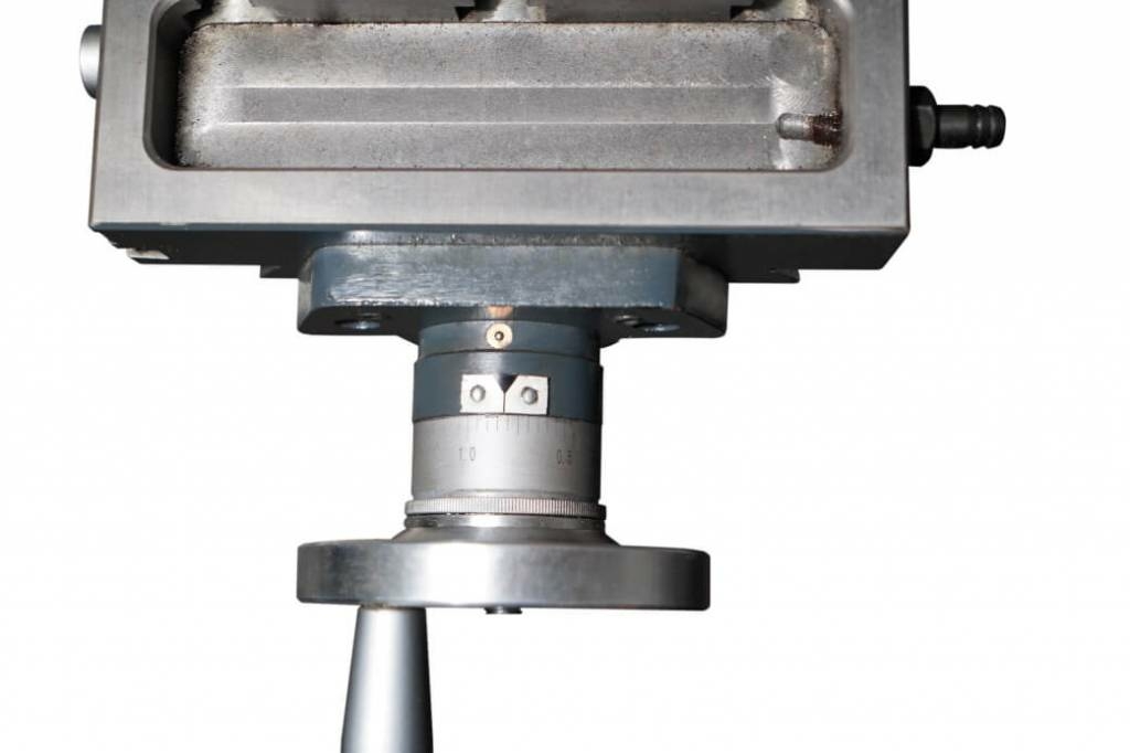 Станок сверлильно-фрезерный Metal Master MMD-25LV BD