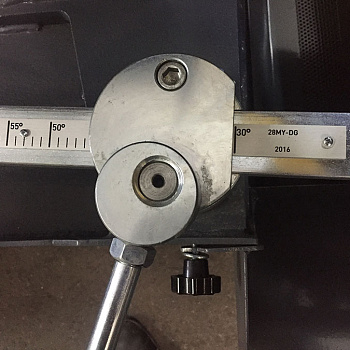 Полуавтоматический ленточнопильный станок Kesmak KMY 2DG 280