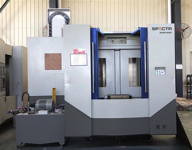 Горизонтально-фрезерный центр SPECTR MHM-500