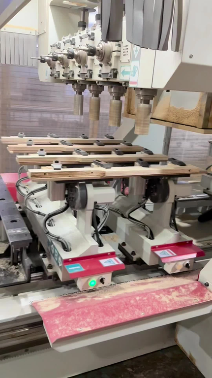 Пятиосевой обрабатывающий центр с ЧПУ JUNRAN JR-5013A