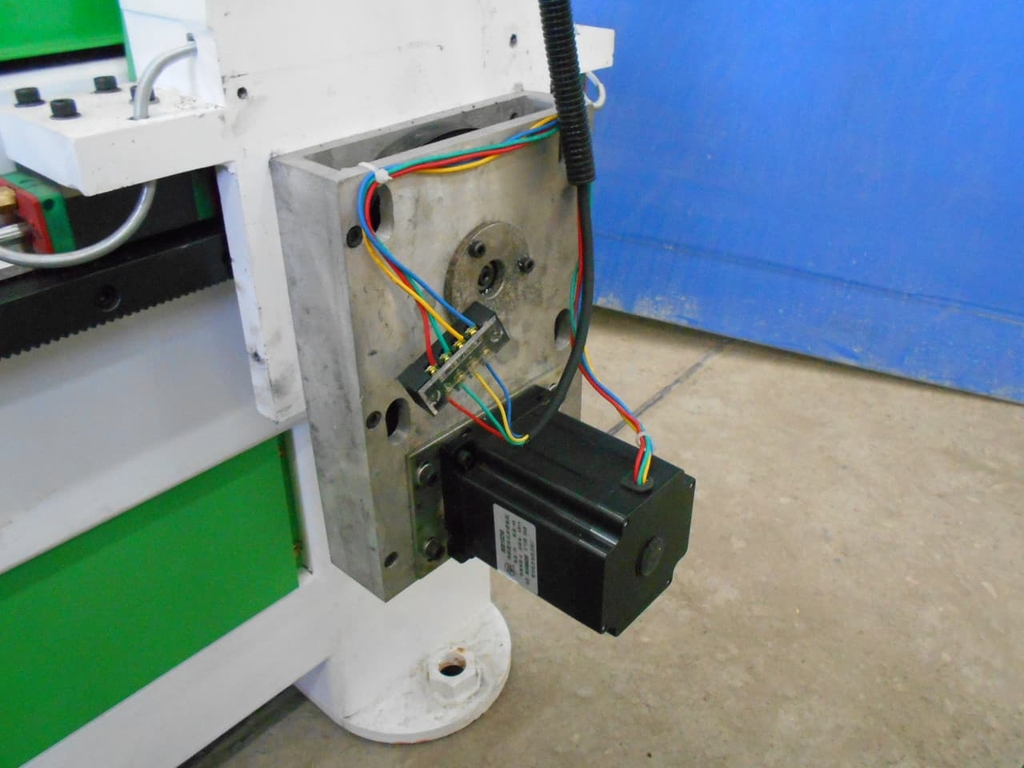 Фрезерно-гравировальный станок с чпу LTT-1530A