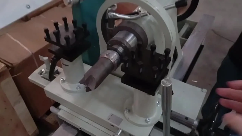 Токарный станок с копиром MAS MC3038