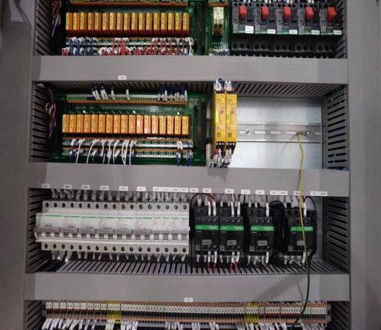 Вертикальные фрезерные обрабатывающие центры IRONMAC IMV PRO