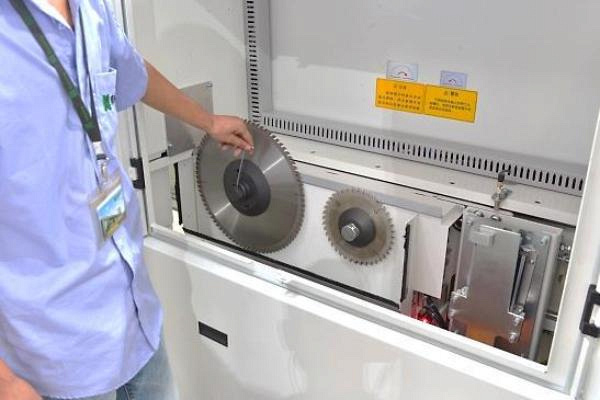 Раскроечный центр Nanxing NPL 380D