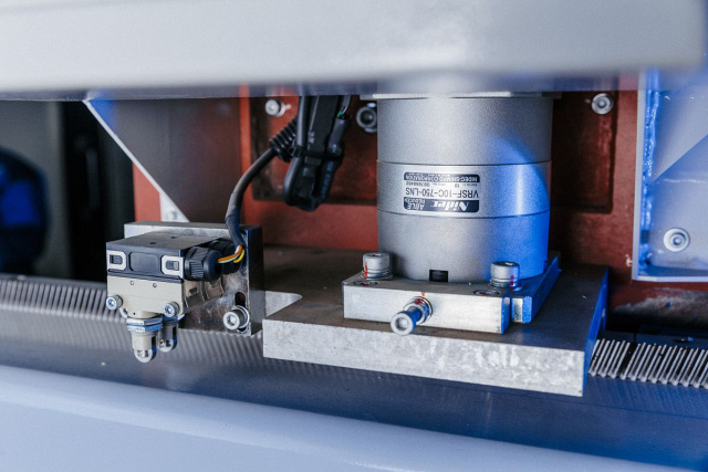 Фрезерные станки с ЧПУ Beaver 30RF-PRO