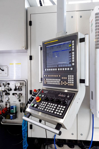 Портальные фрезерные центры SPITZEN SMG-16