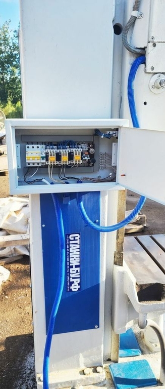 Вертикально сверлильный станок 2С132 б/у